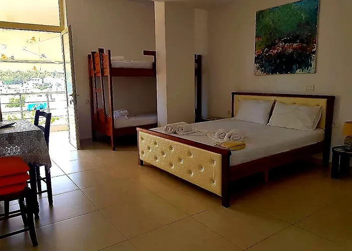 Aira Apartment *